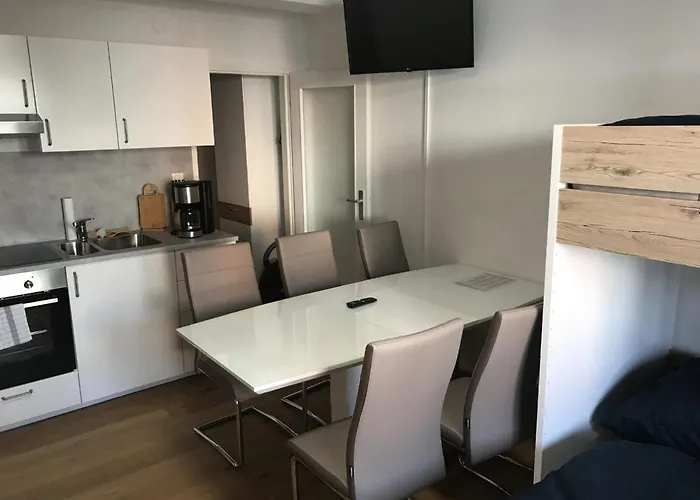 Areit-base ' Zell Am ' Zwischen Berg & Apartmán